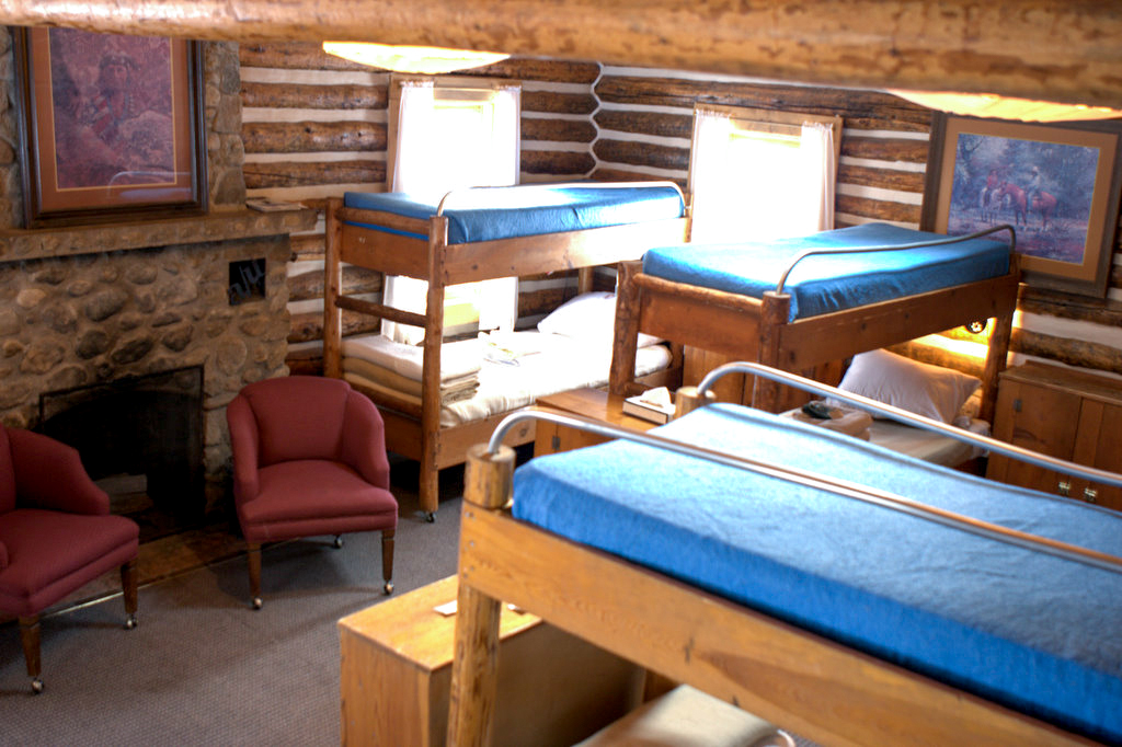 Bunkhouse Cabins 100 Elk Outdoor Center